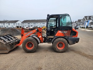 Chargeuse sur pneus Kubota R540, chargeuse frontale, robuste, puissante, moteur Euro5/EPA, capacité de levage élevée, consommation de carburant économique, roulement durable - Product Image 5