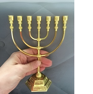 Elegante vela de Chanukah ligera y fuerte chapada en plata, Menorah compatible con velas estándar de Hanukah hechas a mano - Product Image 6