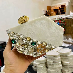 กระเป๋าคลัทช์งานแต่งงานทรงสัตว์ ทำมือ ดีไซน์เก๋ไก๋ สำหรับผู้หญิง ยี่ห้อ HF Industries สัมผัสเหมือนจริง ราคาถูกจากอินเดีย - Product Image 1