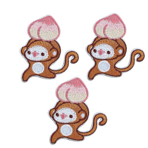 Parches bordados personalizados de diseño bonito, parches bordados de transferencia de calor de calidad superior para planchar para ropa - Product Image 1