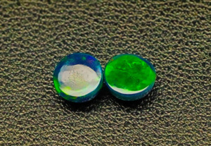 Hermoso cabujón de ópalo negro etíope-Gemas de ópalo de forma redonda de Welo-Piedras tratadas ahumadas forman Etiopía de 3mm a 12mm - Product Image 5