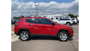 Jeep Compass Latitude 2023 Usado en Excelentes Condiciones - Product Image 6