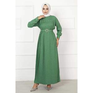 Vestido hijab plisado con detalle de piedra Benetton - Product Image 4