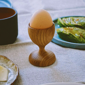 Porte-œufs en bois - Écologique et personnalisable - Product Image 1