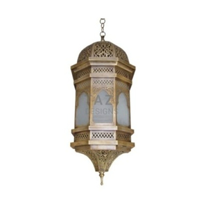 Lanterne brillante dorée haut de gamme en métal fait à la main, parfaite pour la décoration du Ramadan et les accessoires de créateurs - Product Image 4
