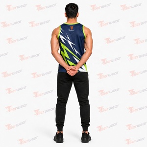 Débardeur de sport personnalisé pour hommes par sublimation – Vente en gros – Gilet de fitness et d'entraînement à séchage rapide, respirant, pour athlétisme, musculation et course à pied - Product Image 4