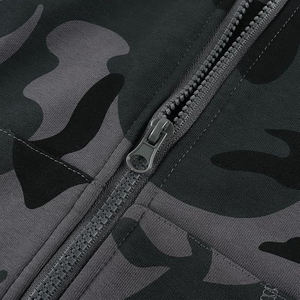 Sudadera con capucha versátil con cremallera, interior suave, tejido ligero y transpirable, corte ergonómico, informal y esencial. - Product Image 6