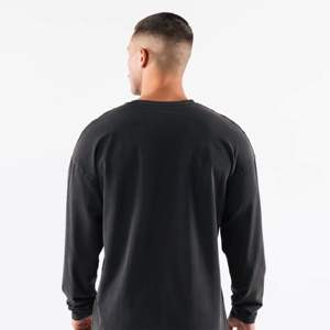 "Camiseta duradera de manga larga ajustada: ropa informal cómoda, hecha en Pakistán" - Product Image 3