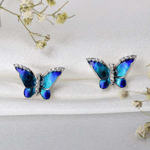 Boucles d'oreilles clous papillon Zarkan tendance en argent 925 plaqué or 18 carats avec zircon et perle pour fiançailles - Product Image 1