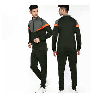 Fabricant Vente de gros OEM Sweat à capuche personnalisé avec poches kangourou Full Zip Streetwear pour adultes Gris avec design personnalisé pour l'hiver - Product Image 1