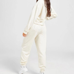 Ensemble de survêtement d'hiver pour femme uni personnalisé, haut court uni, coupe régulière, mélange polyester/coton - Product Image 6