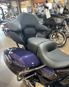 Moto Super Sport de taille moyenne 750 cm³ à refroidissement liquide - Product Image 3