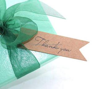 Venta al por mayor de etiquetas de bajo precio hechas a mano de diferentes formas etiqueta colgante para tarjeta de regalo nuevos diseños Tarjeta de etiqueta de impresión a todo Color - Product Image 4