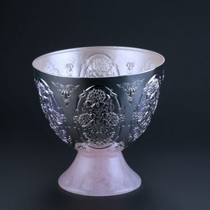 Ensemble de 2 bols de dattes géniales pour ustensiles de cuisine maison hôtel Restaurant Fruits secs bol de service de couleur argent fait à la main bol de forme ronde - Product Image 5