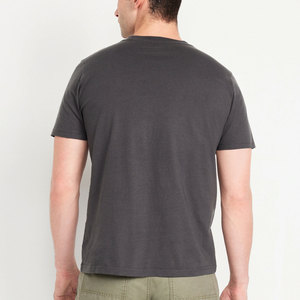 Camiseta lisa de algodón 100% en blanco con cuello redondo y serigrafía personalizada de alta calidad para hombres - Product Image 5