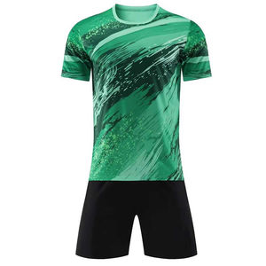 Tenues de football pour femmes, vêtements de football haut de gamme pour les joueuses actives - Product Image 1