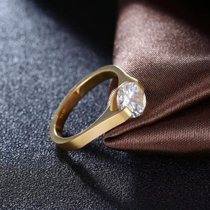 Bague de fiançailles de mariage certifiée IGI pour femmes en acier inoxydable plaqué argent Zircon créé par un seul laboratoire élégant et simple - Product Image 3