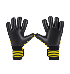 Nouveau professionnel allemand en latex vente chaude derniers gants de gardien de but respirant léger figure de protection nouveau design gants - Product Image 2
