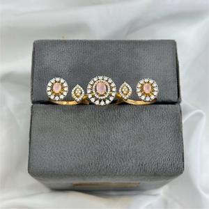 Bague ajustable en or glamour de qualité supérieure avec zircone cubique pour les occasions spéciales et les mariages, collection pour femmes et filles - Product Image 2