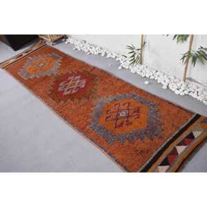 Alfombra Vintage Herki Runner de 2.8x9.9 pies (85x301 cm), Alfombra Turca con Diseño Floral Naranja - Product Image 3