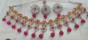 Ensemble de bijoux de mode AD glamour Superbe collier et boucles d'oreilles de mariée indienne Combo pour les fêtes occasions traditionnelles en laiton - Product Image 2