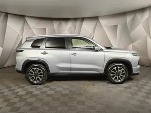 ZUZUKE 2022, SUV Automático Turbo, Asientos de Cuero, Neumáticos R18, Portaequipajes de Aluminio, Interior Oscuro, Motor de Gasolina, Techo Panorámico - Product Image 6