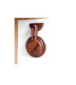 Tabla de cortar de color marrón claro Tabla de cortar elegante con mango y tabla de compras hecha a mano de madera - Product Image 2