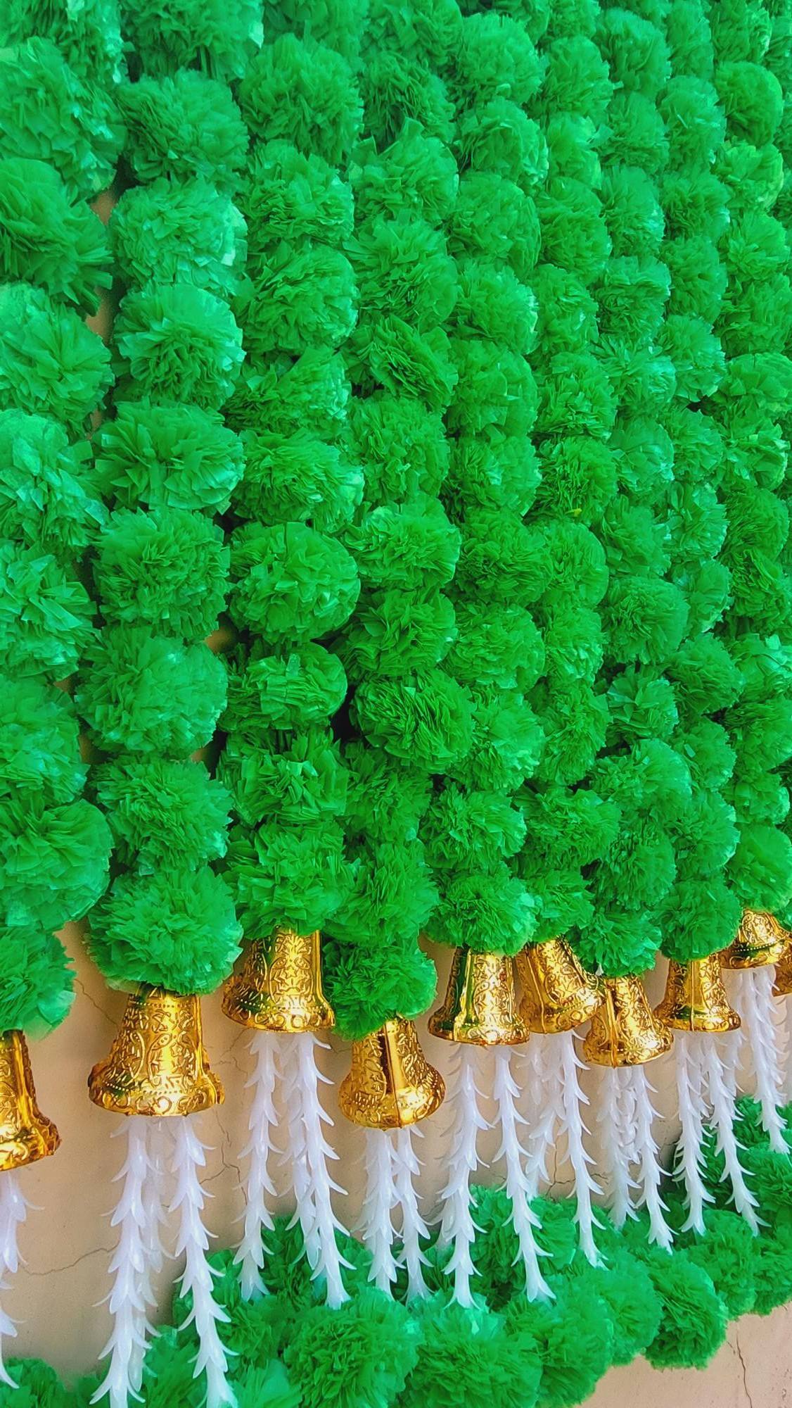 สีเขียว