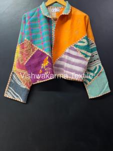 Veste en coton réversible matelassée vintage écologique Kantha pour femmes, faite à la main, courte, automne/hiver, logo avant, style bohème - Product Image 5