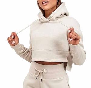 Logo personalizado última camiseta y pantalones cortos conjuntos de secado rápido transpirable mujeres personalizadas mujeres Crop Top sudaderas con capucha - Product Image 3