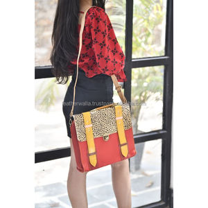 Sac à bandoulière unisexe en cuir véritable grande capacité LW, motif serpent, avec fermoir décoratif - Product Image 1