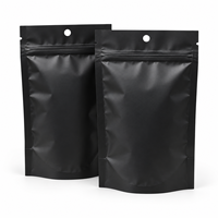 Groothandel Luxe Polyethyleen Zwarte Op maat gemaakte Logo-druk Mat Zwart Vochtbestendige Ritszak Staande Pouch PET/PE Zak voor Huisdierenvoer