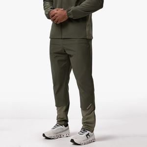 ชุดออกกำลังกายในยิมของผู้ชายชุดออกกำลังกายผ้าไนลอนแบบแห้งเร็วพร้อมฮู้ดปรับได้และโลโก้ชุดวอร์มสำหรับฤดูใบไม้ผลิและฤดูหนาว - Product Image 2