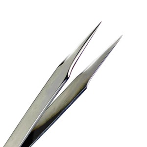 Pinzas Quirúrgicas Manuales de Precisión de Acero Inoxidable para Uso Médico, Dental y Veterinario, Esterilización a Alta Temperatura - Product Image 5