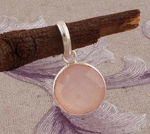 Collier pendentif coeur en quartz rose pour femme, lunette en argent faite à la main avec bijoux en pierres précieuses plaqués or - Product Image 2