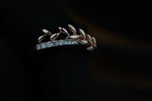 Anillo Exclusivo de Diamante Cultivado en Laboratorio para Mujer, Color EF, Claridad VS1, Corte Redondo, Oro, Oro Rosa, Plata, Certificado IGI SGL, Diamante Swaroop - Product Image 5