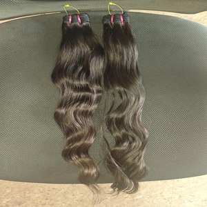 ผมเรมี่ดิบแบบอินเดียผมมนุษย์หยิกหยักศกเกรด - Product Image 1