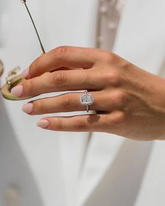 Cojín alargado 10x8 Anillo de compromiso de Halo blanco Plata Oro Nupcial Aniversario DE BODA Joyería fina - Product Image 3