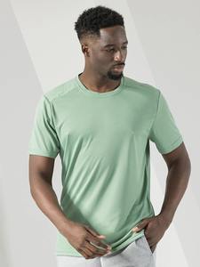 เสื้อยืดฟิตเนสผู้ชาย ผ้าฝ้าย 100% ระบายอากาศได้ดี น้ำหนักเบา คอกลม แขนสั้น สีพื้น รับสกรีนโลโก้ OEM ODM ชุดกีฬา - Product Image 6