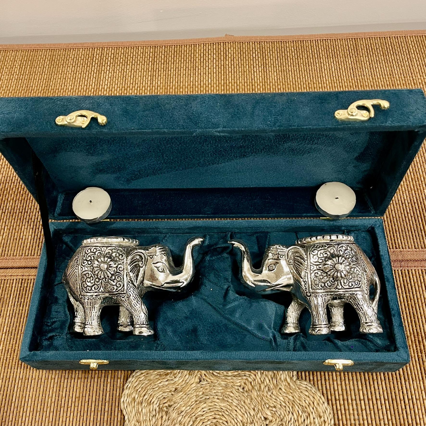 เช่นเดียวกับภาพ