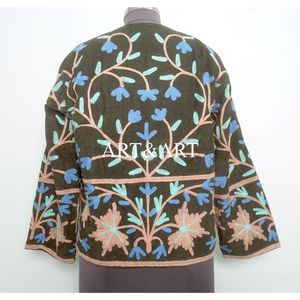 Chaqueta Acolchada con Bordado Floral, Botones, Forro de Algodón a Rayas, Hecha a Mano, para Invierno y Otoño, Secado Rápido, Ecológica y Transpirable - Product Image 5