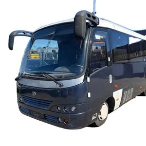 2020, Volante a la Derecha, Caja de Cambios Manual, Motor de 8L de Capacidad, Interior de Cuero Oscuro, Control de Crucero Adaptativo, Tracción Delantera - Product Image 1