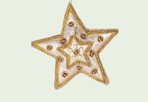 Adorno Colgante Premium Hecho a Mano con Cuentas, Hilo y Encaje para Decoración Festiva del Hogar y Eventos - Product Image 3