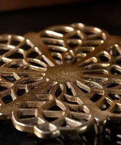 Classic Elegant Golden <b>Metal</b> Floral <b>Trivet</b> Nonslip Tabletop Heat Resistant Pan & Hotpot Protector for Home Kitchen Dining Table - Product Image 2