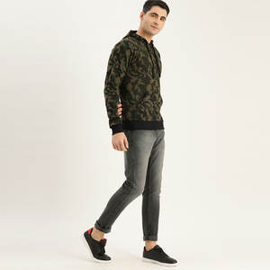 Vente en gros de sweats à capuche pour hommes de haute qualité, design camouflage, logo personnalisé, impression par sublimation, respirant, manches longues - Product Image 5