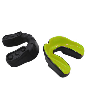 Protège-dents en silicone pour le basket-ball Protection des dents avec bretelles pour la boxe MMA pour les amateurs de sport Vente en gros - Product Image 6