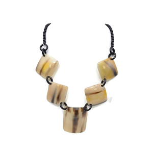 Fournisseur en gros collier en corne Collier en corne de buffle naturel tendance Bijoux Accessoires corne dernière conception - Product Image 2