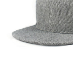 หมวกคนขับรถบรรทุกแบบแห้งเร็วระบายอากาศได้ดีสำหรับทุกเพศหมวกทัคเกอร์ลายนูนพร้อมโลโก้กำหนดเองแฟชั่น5แผงหมวกทรูคเกอร์ - Product Image 4