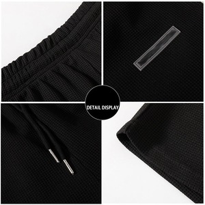 Vêtements de plage d'été de couleur unie avec logo personnalisé pour hommes vente de gros Shorts pour hommes - Product Image 2