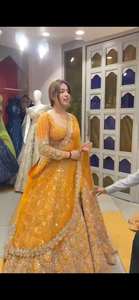 Tenue Lehenga Choli brodée traditionnelle gracieuse avec Dupatta prête à expédier Designer nuptiale Lehenga Choli pour femme - Product Image 4